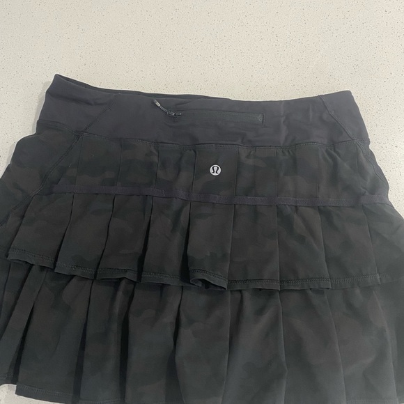 Lulu running skort. EUC. - Picture 2 of 8